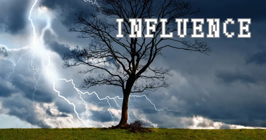 雷に打たれた木のシルエットと「INFLUENCE」の文字が重なった風景